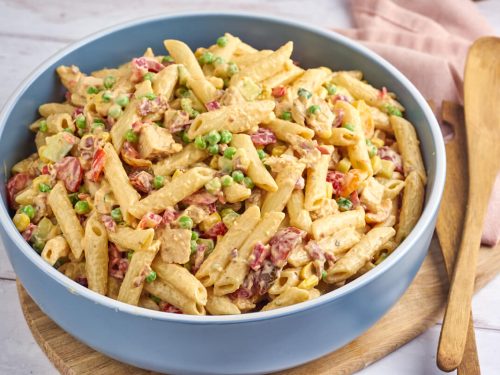 Pasta salad with chicken and bacon - Recipe for easy lunch